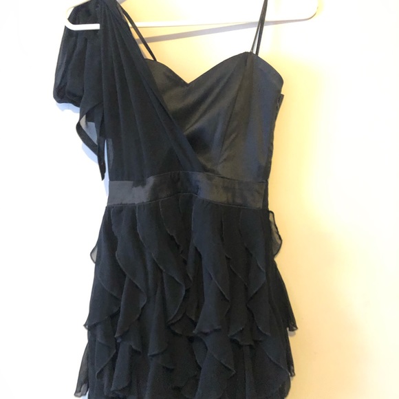 Lititle black dress - Picture 1 of 2